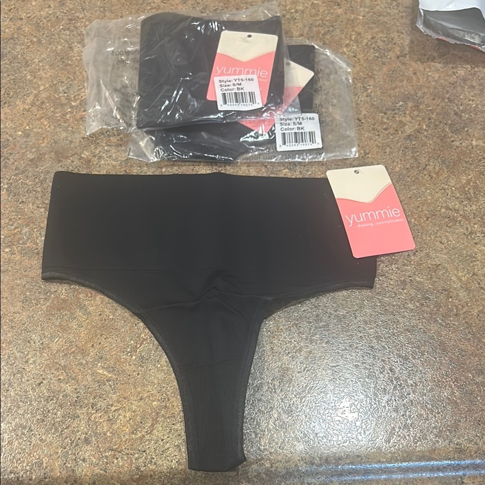 Yummie by Heather Thomson Black Shapewear